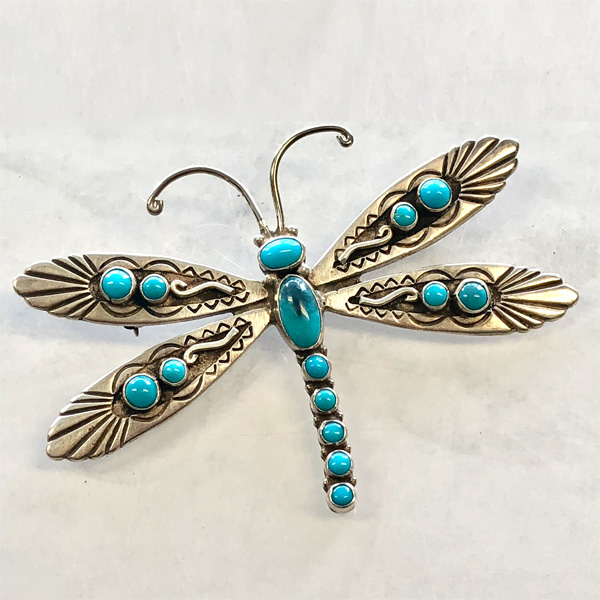 dragonfly on brooch now has two antennae